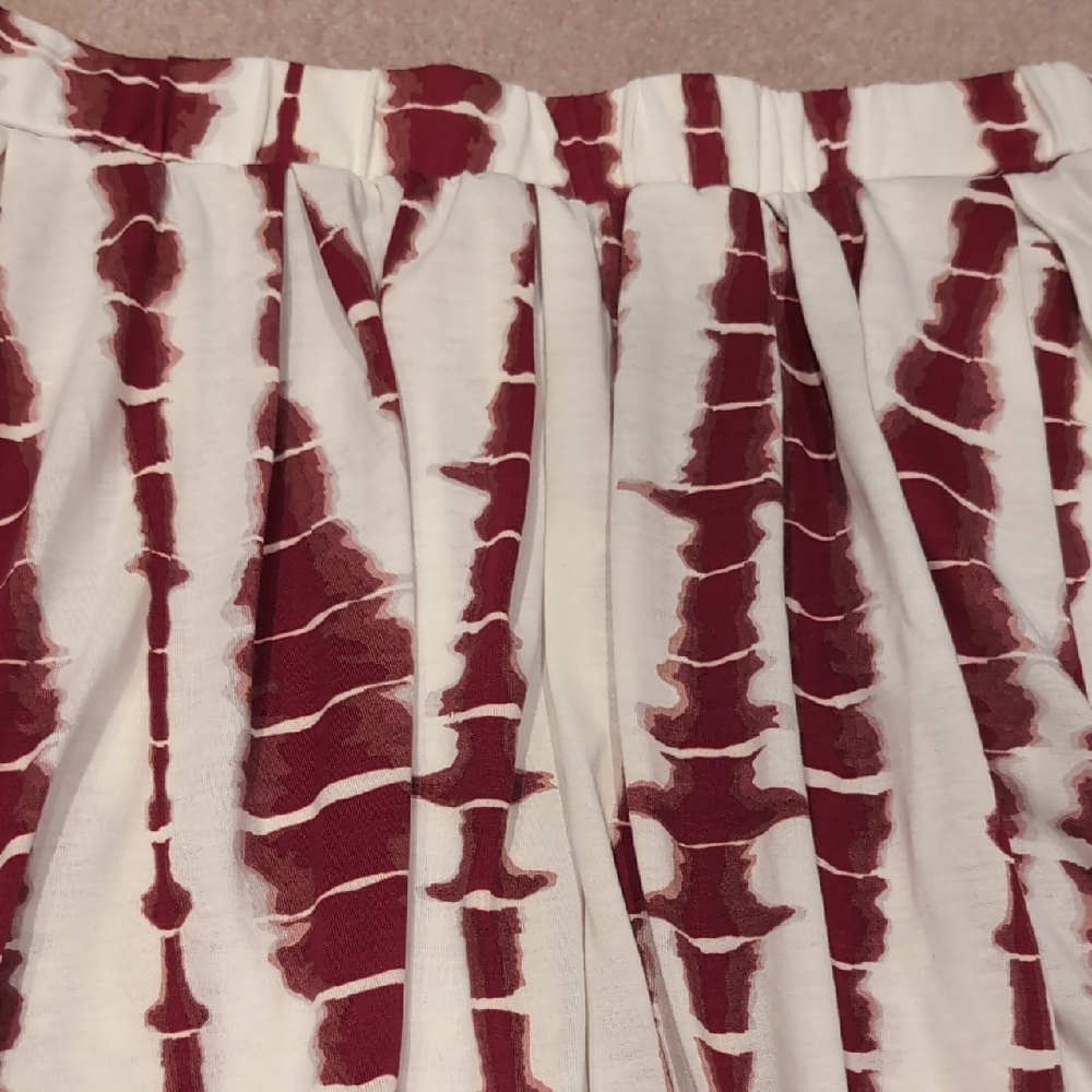 LuLaRoe Red Mini Skirt Pleated Casual - Picture 3 of 3